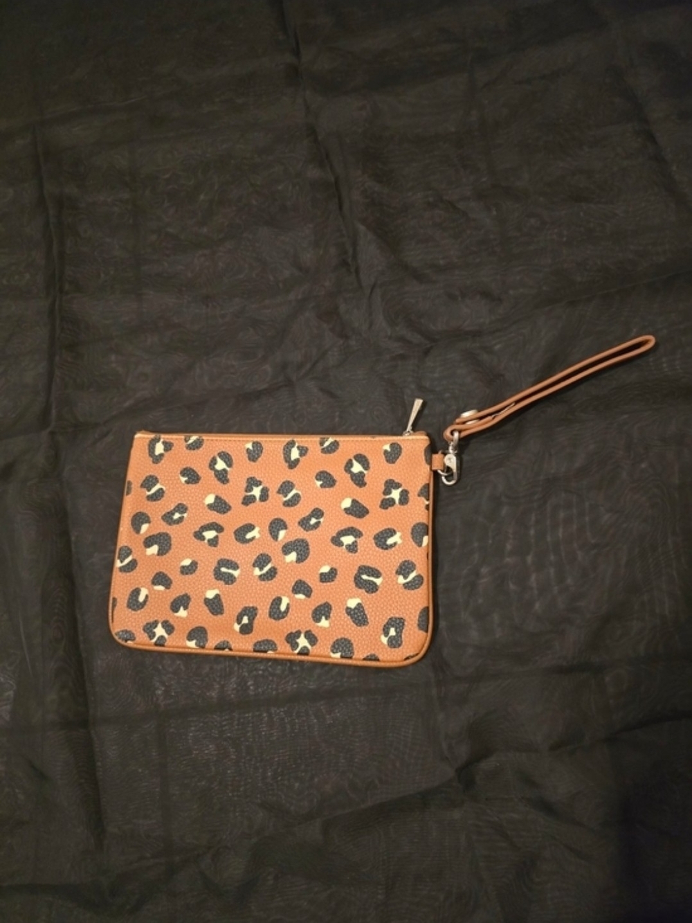 (2 For $30) Jewell By Thirty-one Brown Leopard Print Wristlet